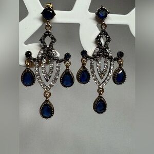 Vtg Visson statement Earrings Victorian style